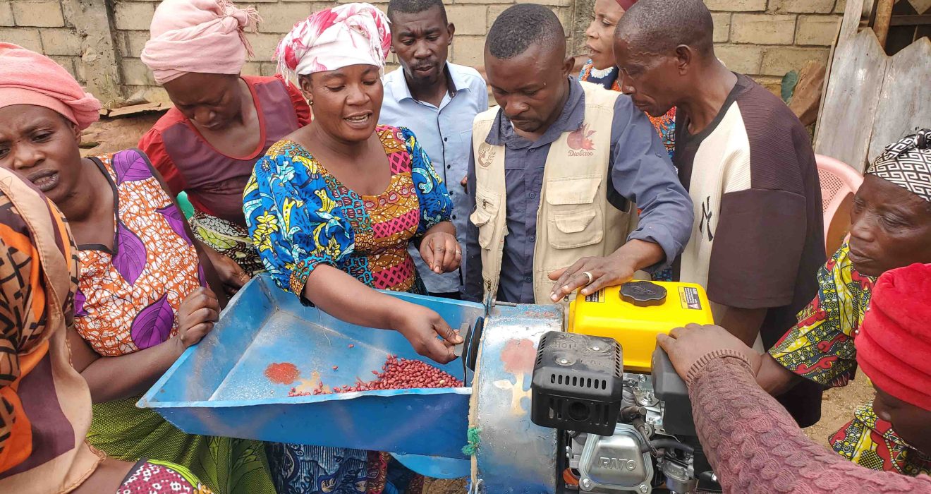 Création de 2 unités de transformation d’arachide à Kalehe et Kabare